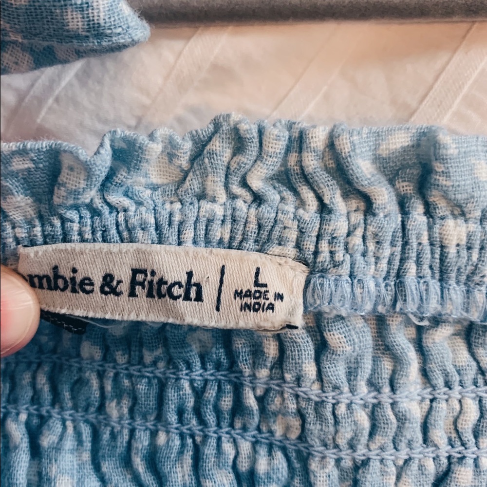 Abercrombie Blue Ruched Top - Picture 3 of 3